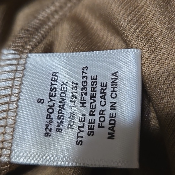 NWPT HYFVE Casual Cutie Oversized Long Sleeve Crop Top Brown Sz Small Ribbed - Picture 7 of 8